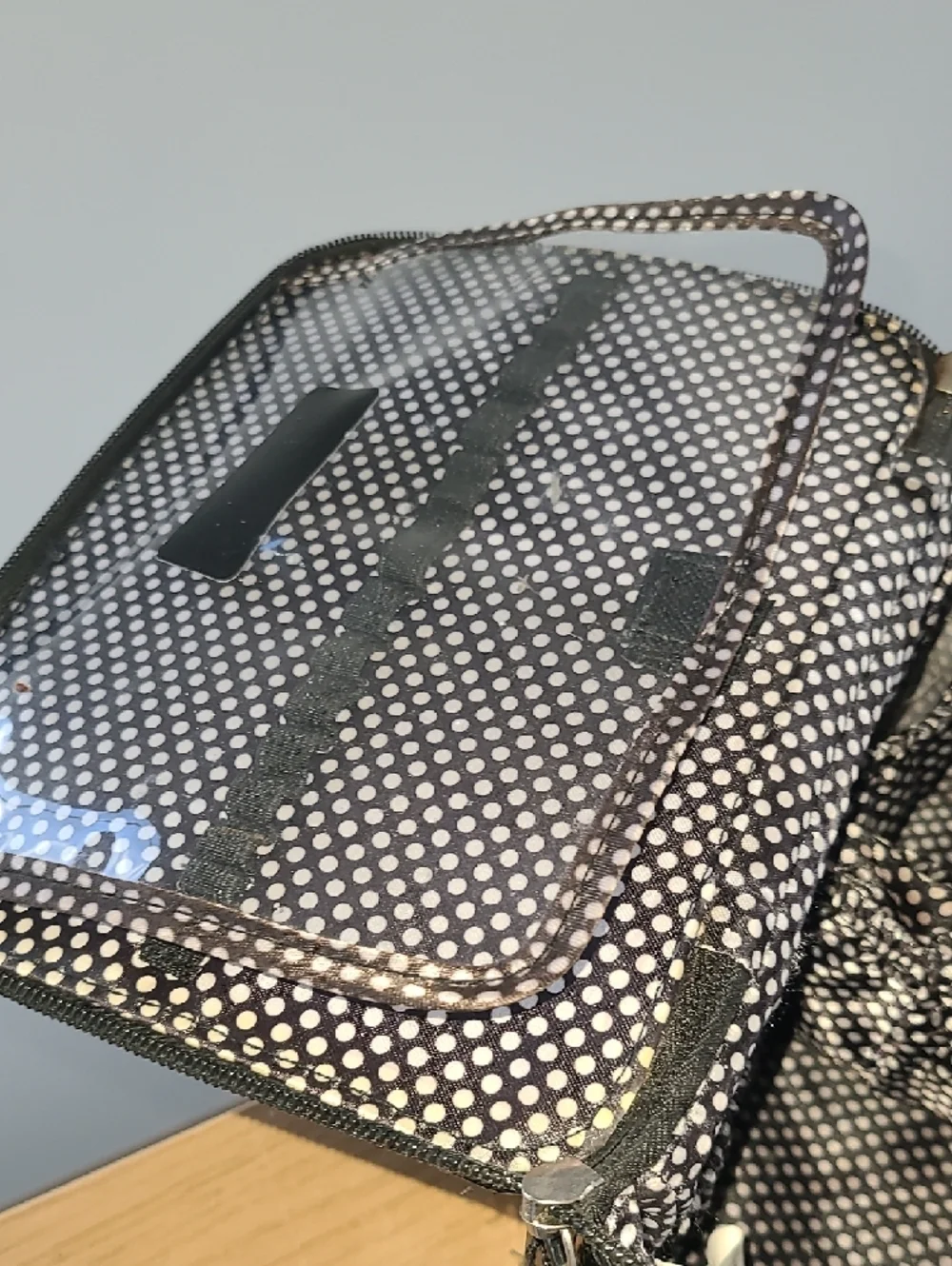 Caboodles sleek cosmetic